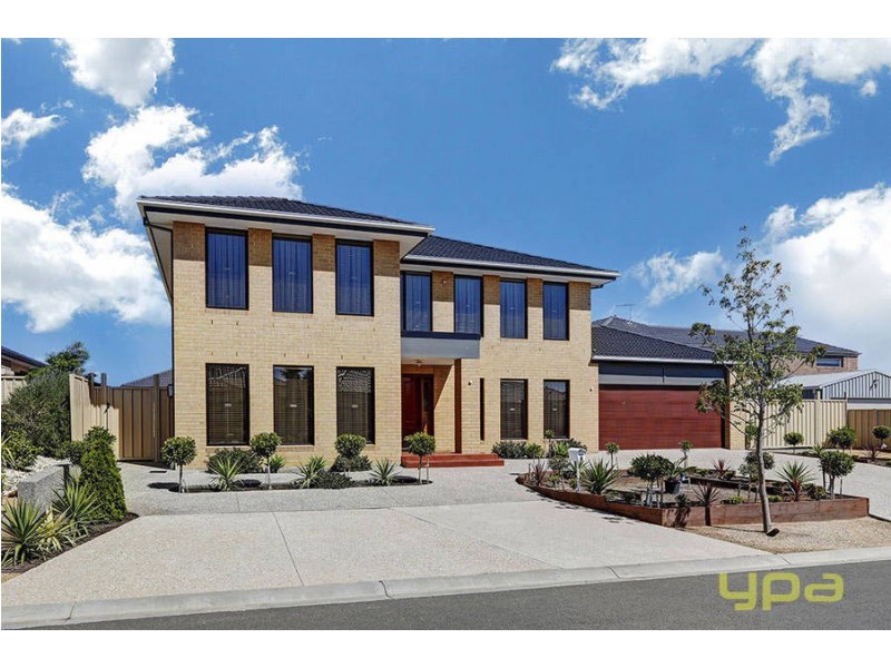 4 Briar Valley Rise, Caroline Springs VIC 3023