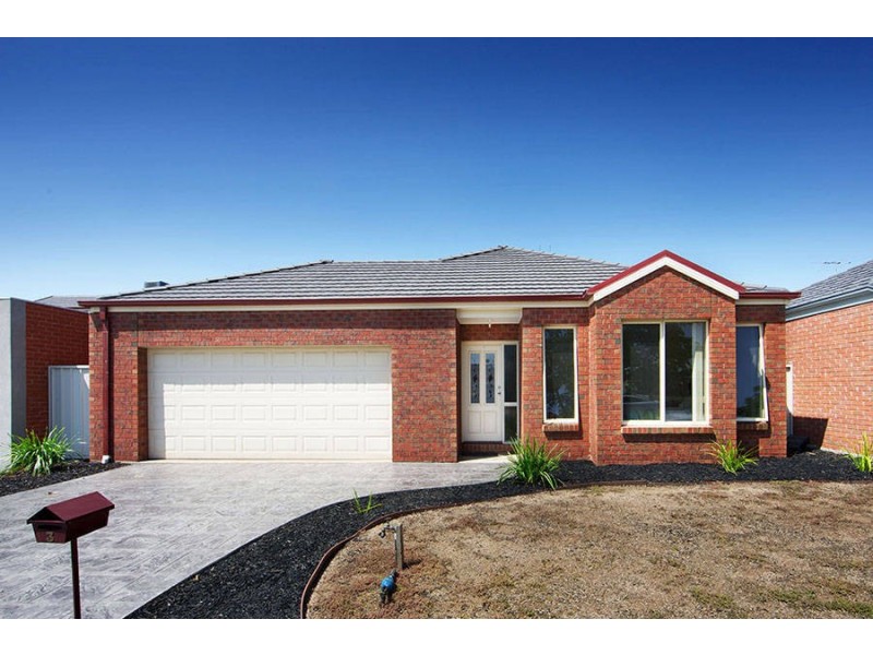 3 Great Barr Crescent, Caroline Springs VIC 3023