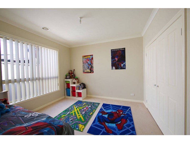 3 Great Barr Crescent, Caroline Springs VIC 3023