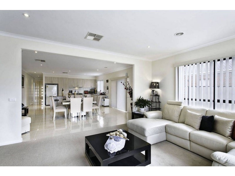 4 Connor Drive, Burnside Heights VIC 3023