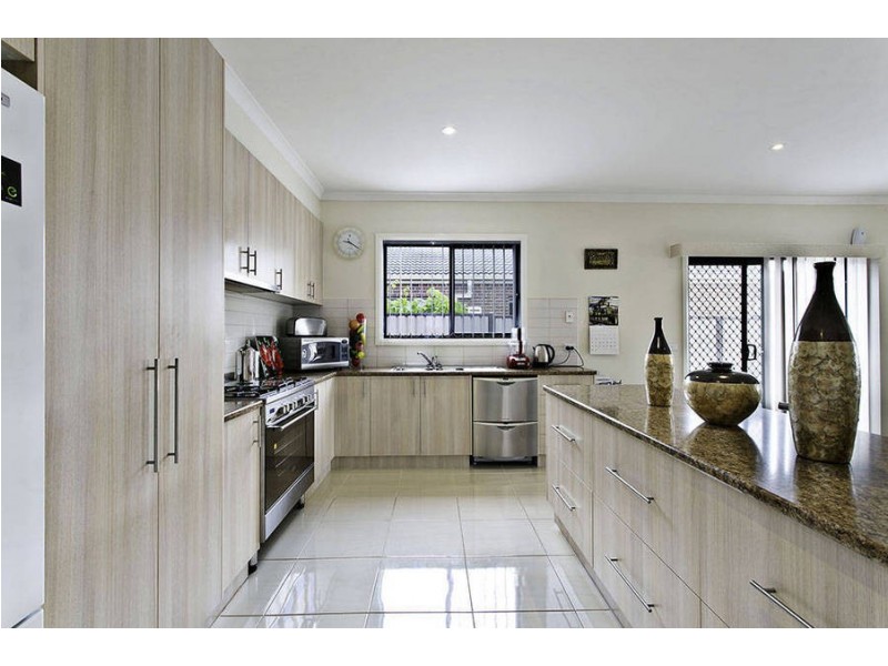 4 Connor Drive, Burnside Heights VIC 3023