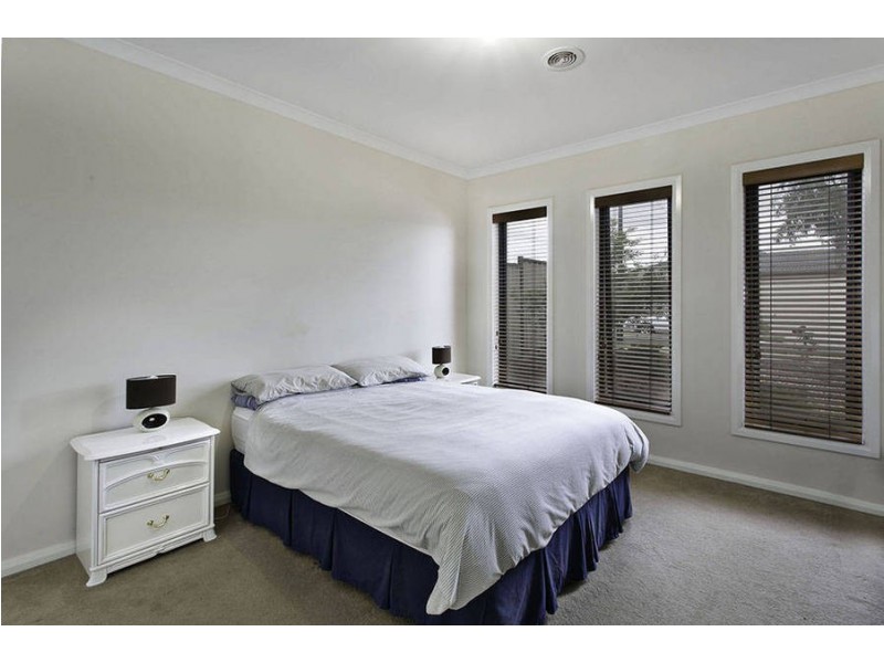 4 Connor Drive, Burnside Heights VIC 3023