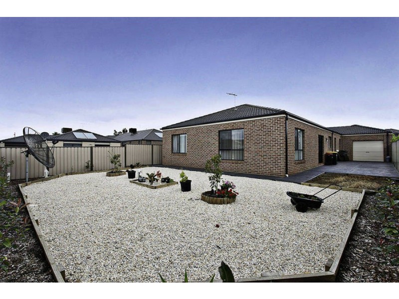 4 Connor Drive, Burnside Heights VIC 3023