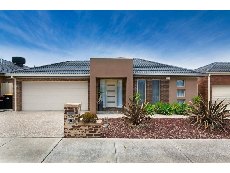 35 Chifley Circuit, Burnside Heights VIC 3023