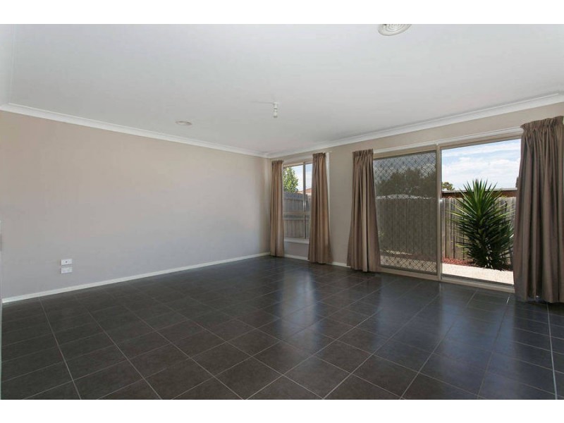 35 Chifley Circuit, Burnside Heights VIC 3023