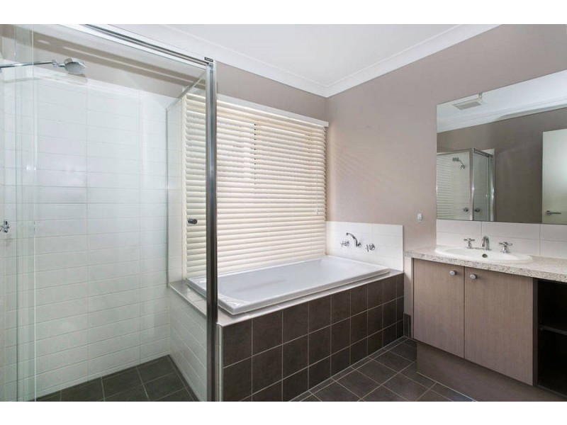 35 Chifley Circuit, Burnside Heights VIC 3023