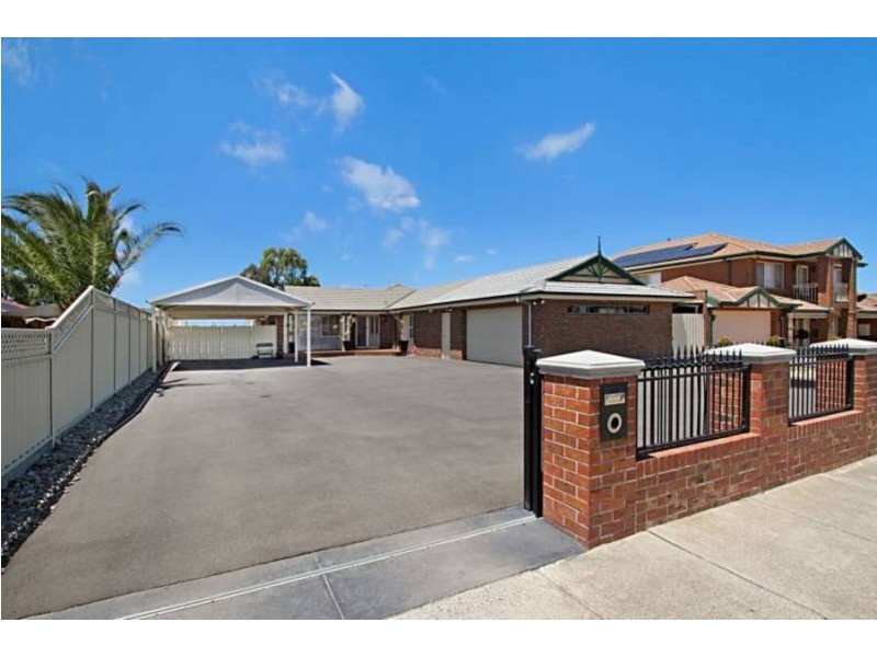 162 Westwood Drive, Burnside VIC 3023