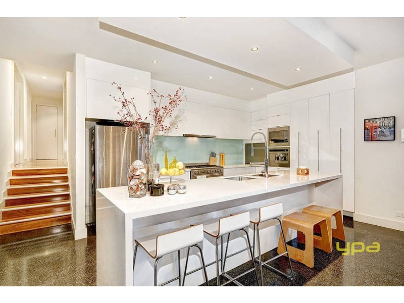 34 Kororoit Approach, Caroline Springs VIC 3023