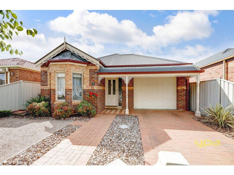 47 Northampton Crescent, Caroline Springs VIC 3023