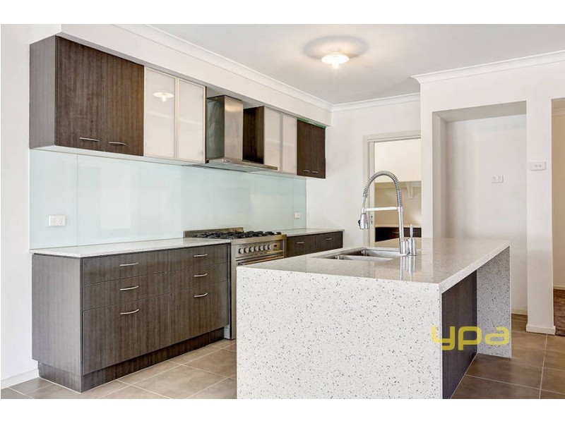 2 Adderley Court, Burnside Heights VIC 3023