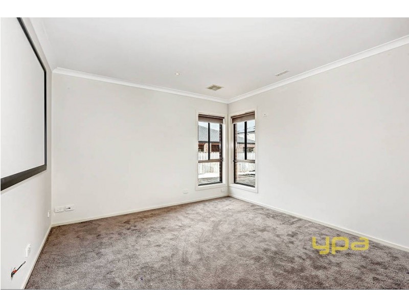 2 Adderley Court, Burnside Heights VIC 3023