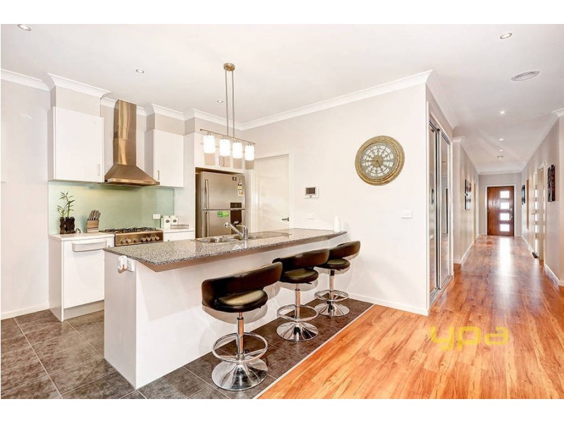 46 Arroyo Place, Caroline Springs VIC 3023