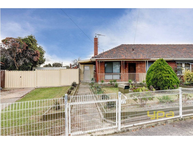 13 Lowe Crescent, Sunshine VIC 3020