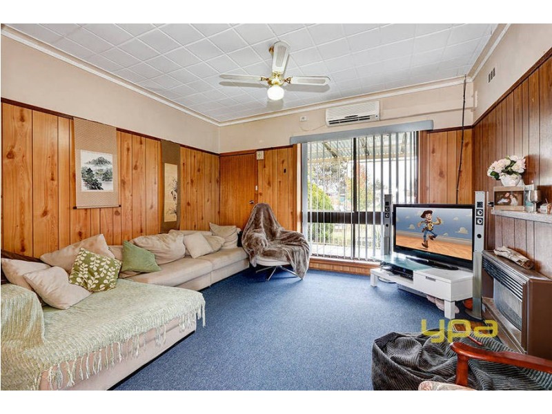 13 Lowe Crescent, Sunshine VIC 3020