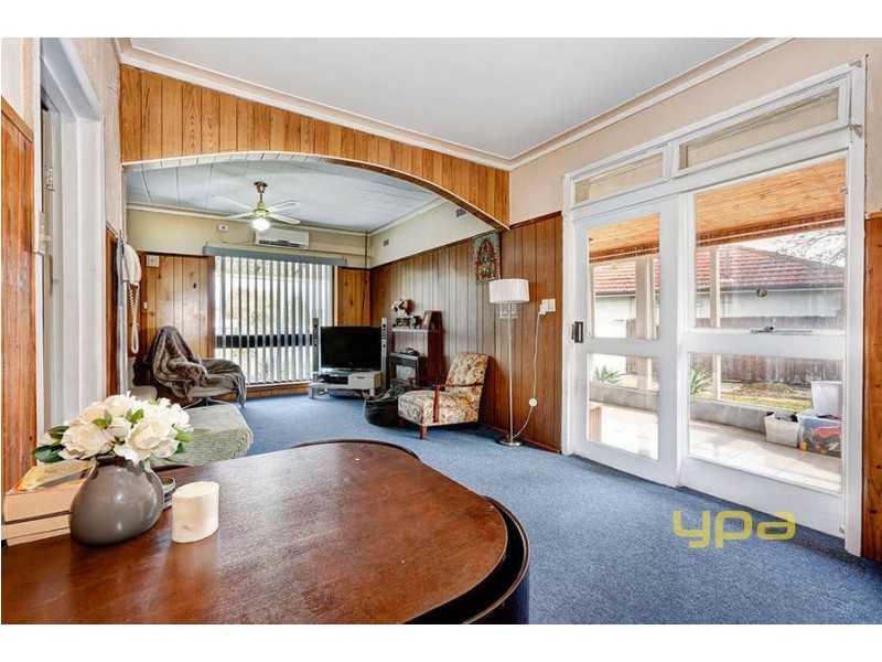 13 Lowe Crescent, Sunshine VIC 3020