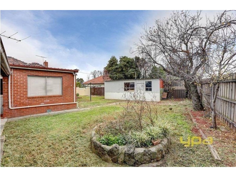 13 Lowe Crescent, Sunshine VIC 3020