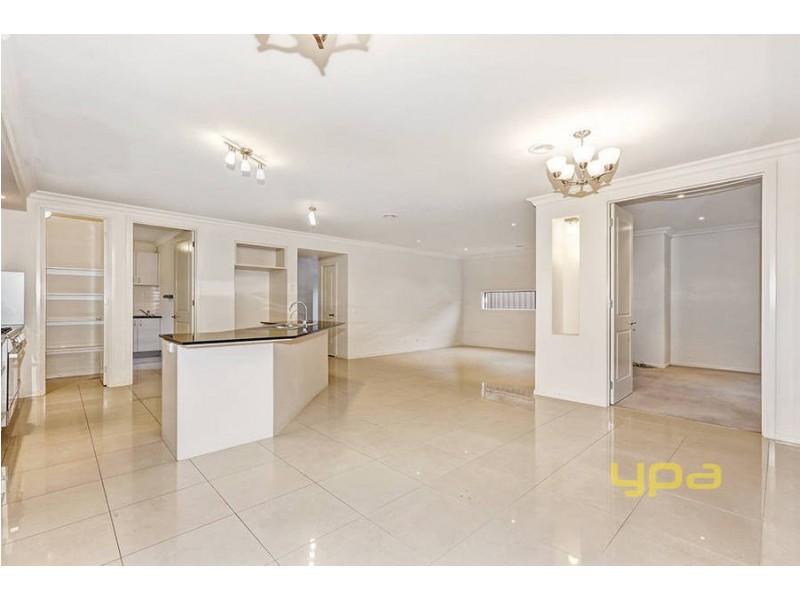 11 Turitable Way, Caroline Springs VIC 3023