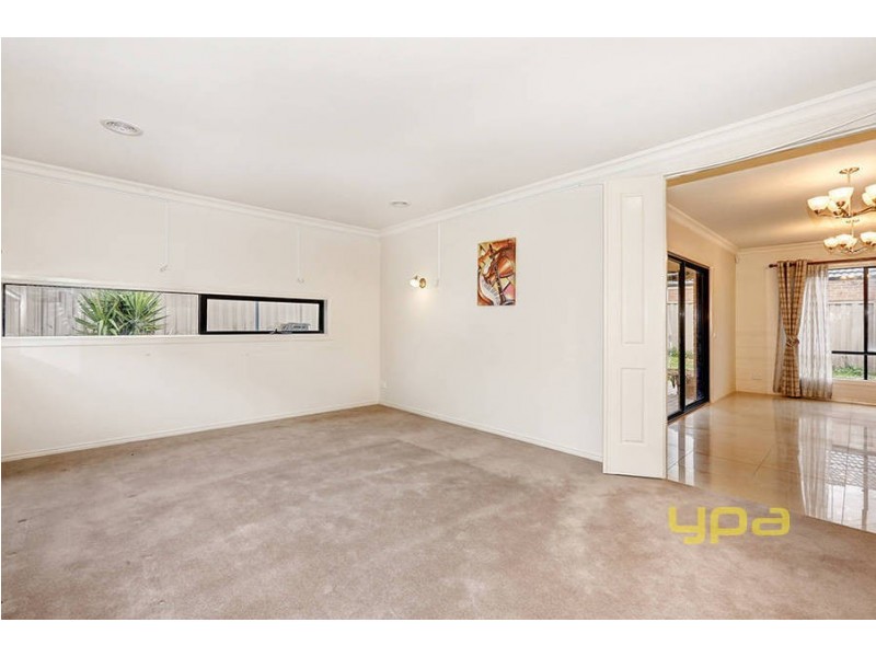 11 Turitable Way, Caroline Springs VIC 3023