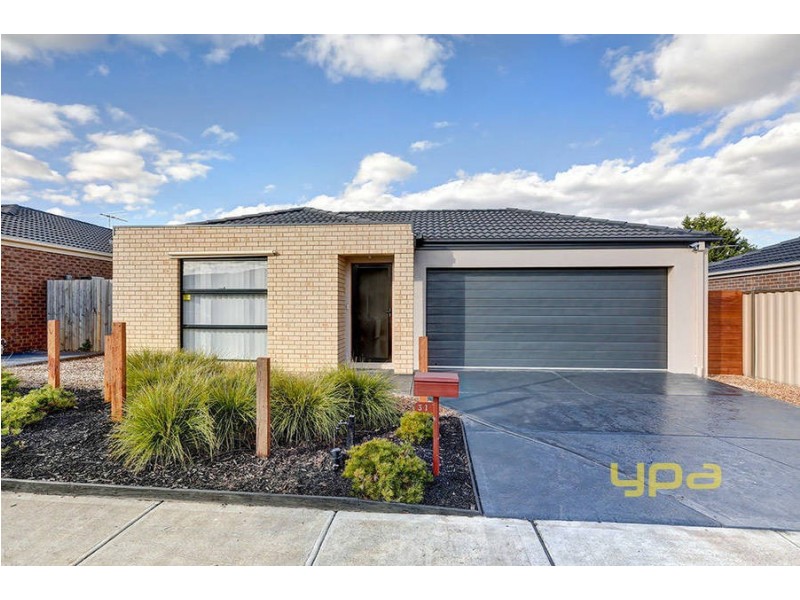 31 Cunningham Chase, Burnside Heights VIC 3023
