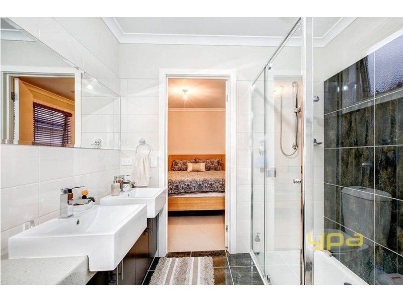 24 Maranoa Grove, Caroline Springs VIC 3023