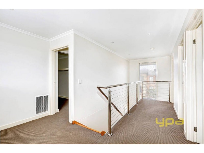 3 Elgar Lane, Caroline Springs VIC 3023