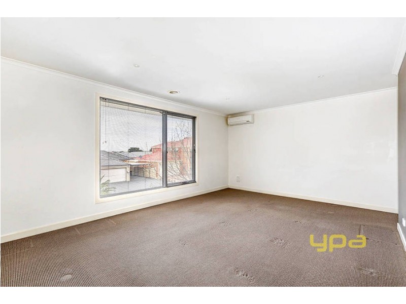 3 Elgar Lane, Caroline Springs VIC 3023