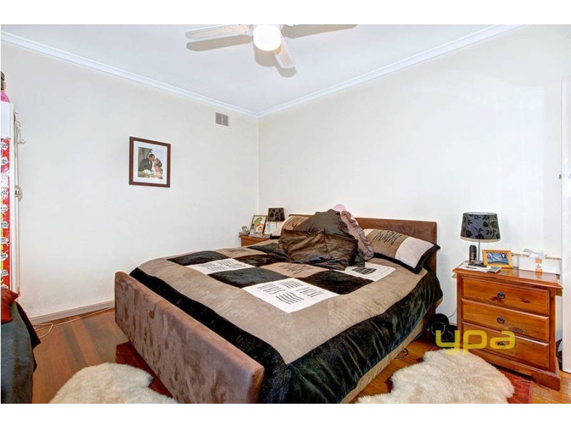 60 Charles Street, St Albans VIC 3021