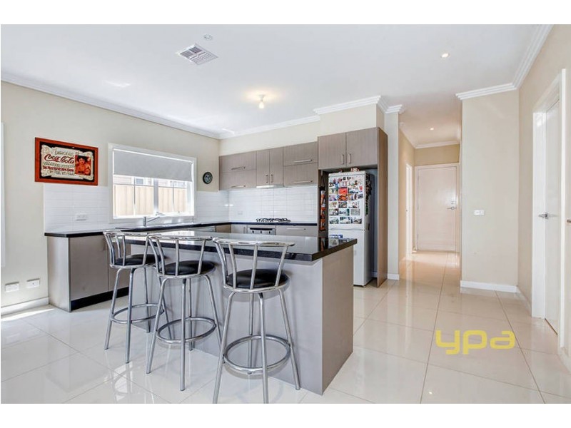 9/7 Toolondo Close, Caroline Springs VIC 3023