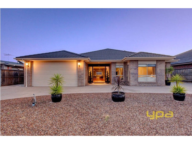 15 Chelsea Court, Burnside Heights VIC 3023