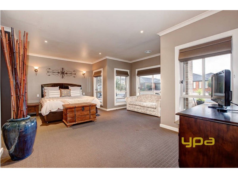 15 Chelsea Court, Burnside Heights VIC 3023