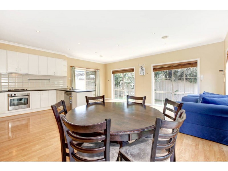 3 Colac Place, Caroline Springs VIC 3023