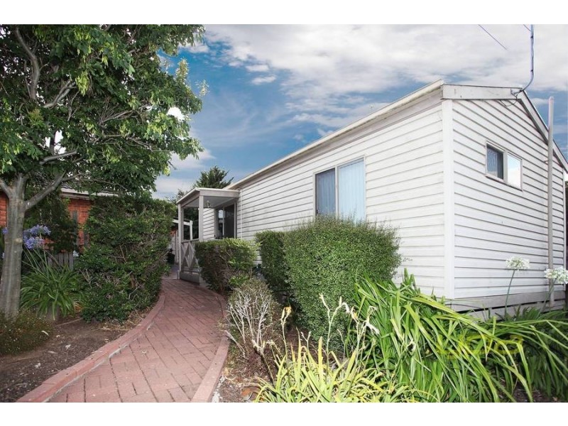 25 Billungah Place, Burnside VIC 3023