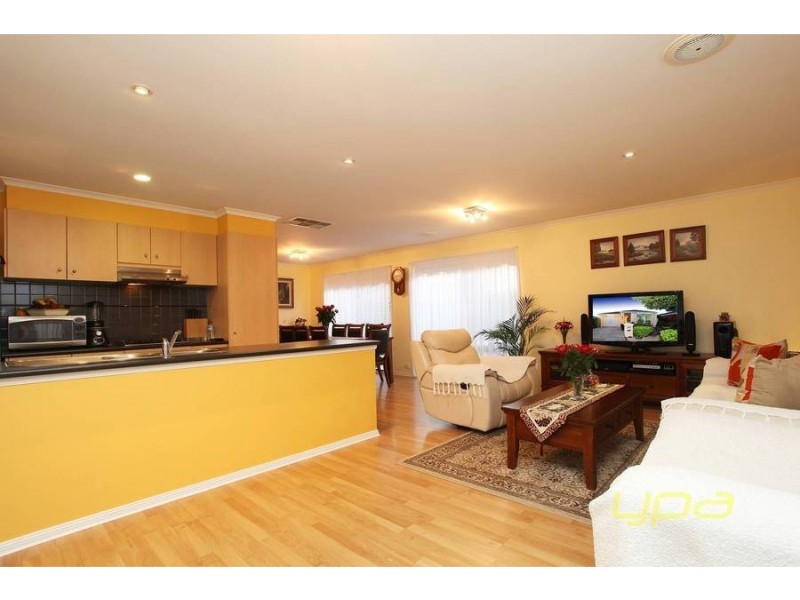 13 Klim Place, Burnside VIC 3023