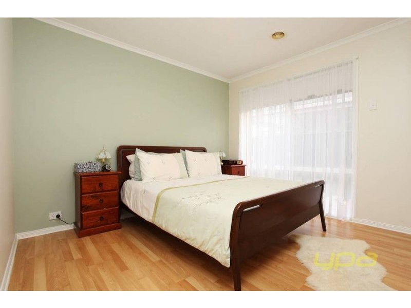 13 Klim Place, Burnside VIC 3023