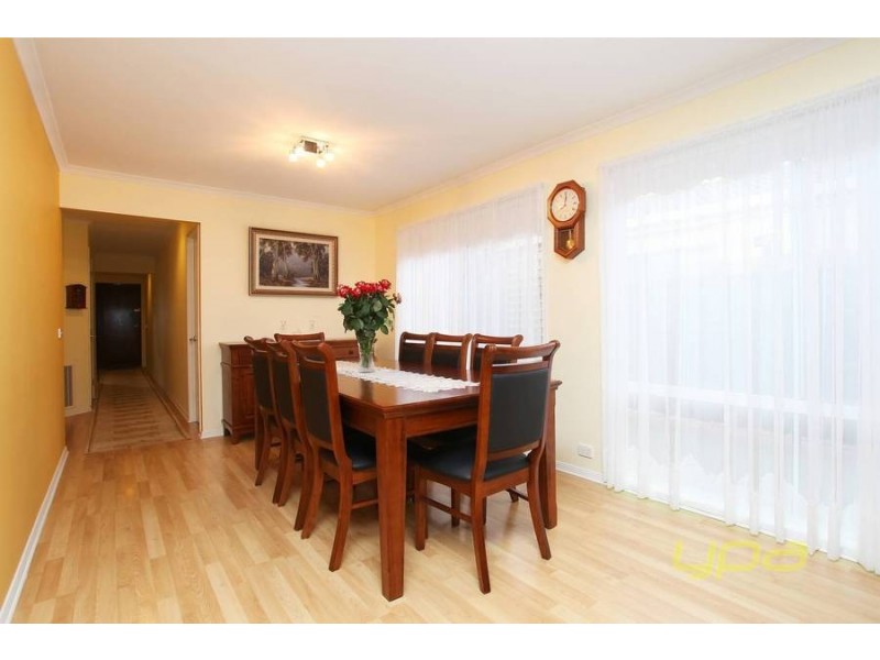 13 Klim Place, Burnside VIC 3023