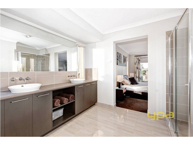 3 Botanical Drive, Caroline Springs VIC 3023