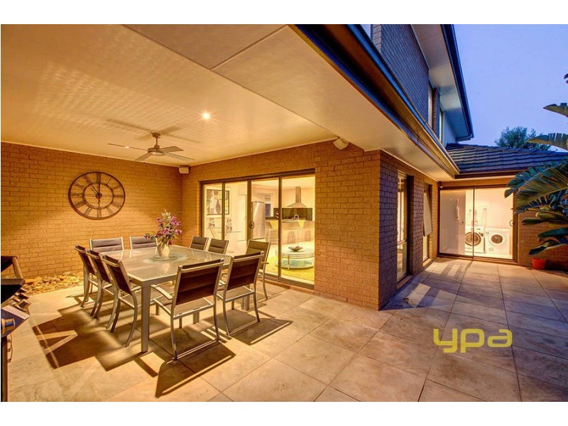 3 Botanical Drive, Caroline Springs VIC 3023
