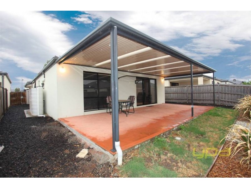 10 Cooma Place, Burnside Heights VIC 3023