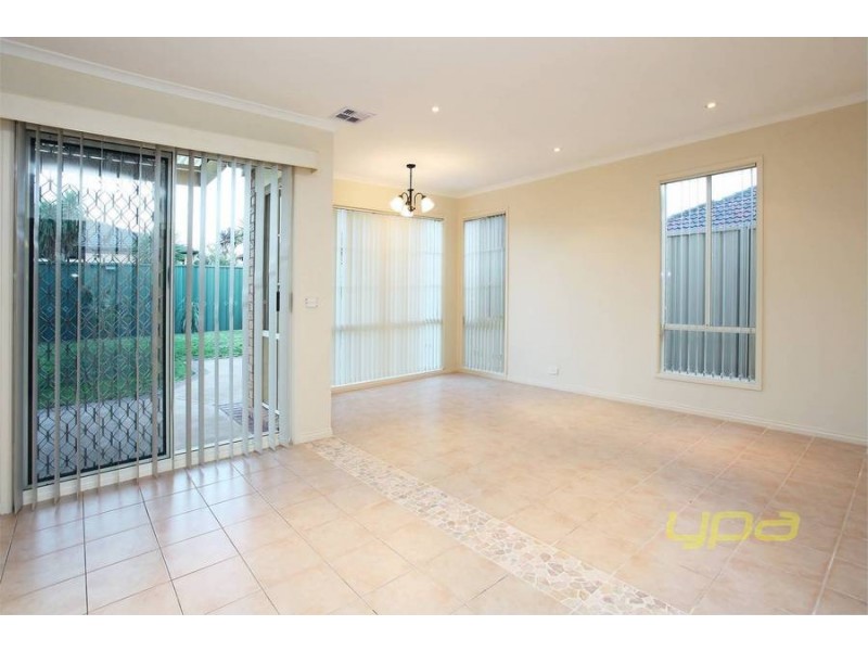 14 Archeron Court, Caroline Springs VIC 3023