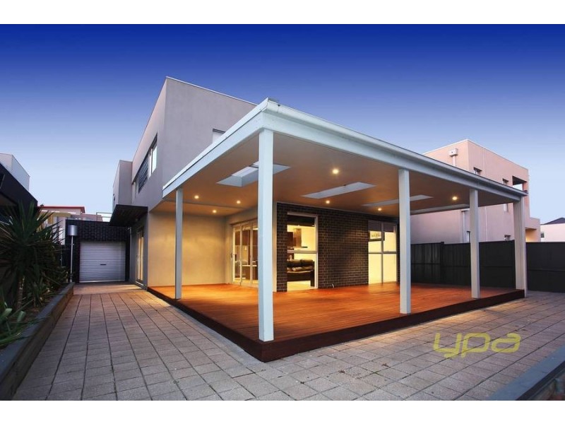 5 Kensington Street, Caroline Springs VIC 3023