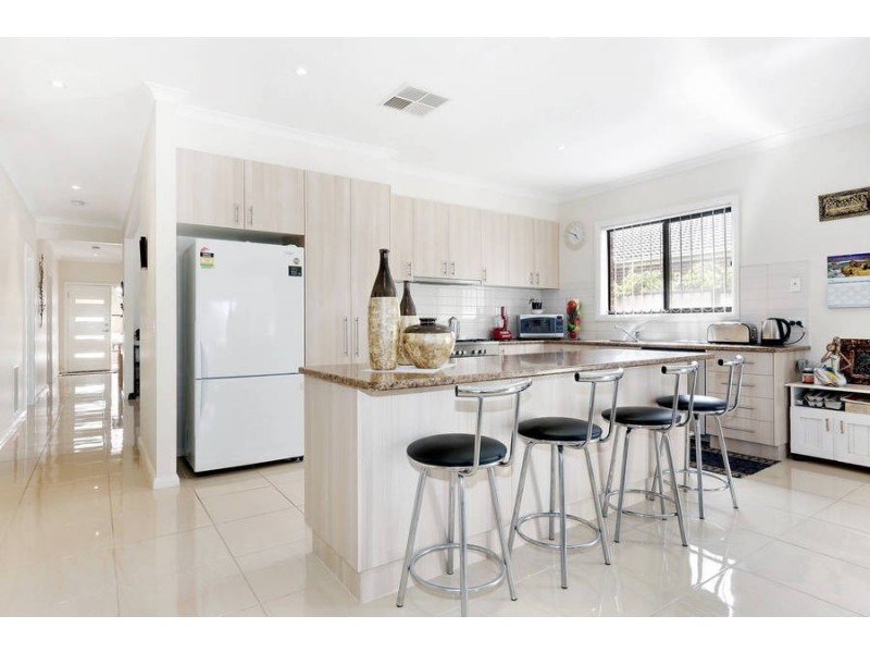 4 Connor Drive, Burnside Heights VIC 3023