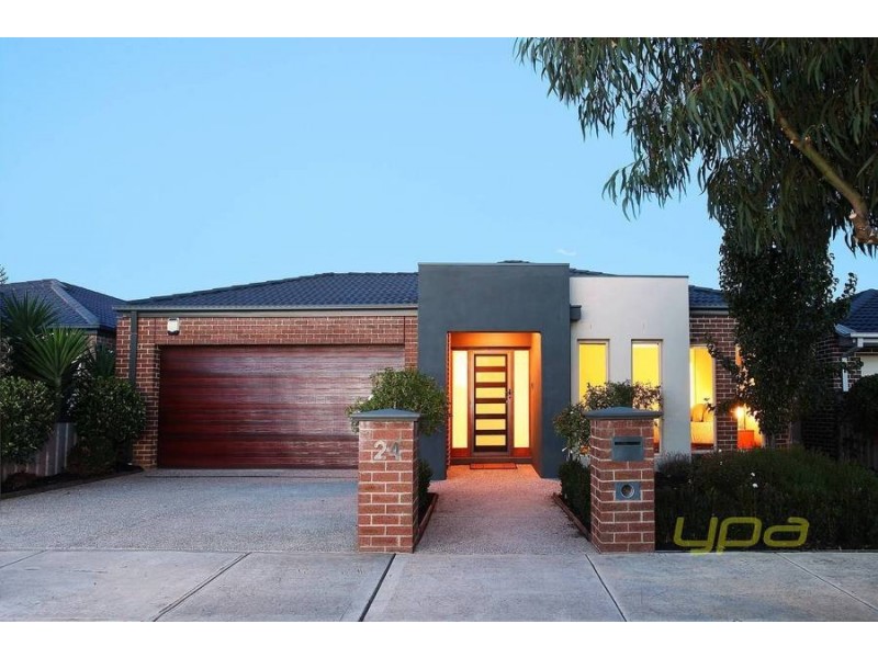 24 West Highland Drive, Burnside Heights VIC 3023