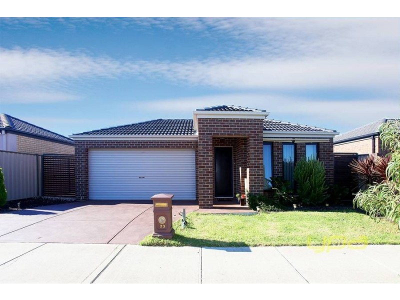33 Cunningham Chase, Burnside Heights VIC 3023