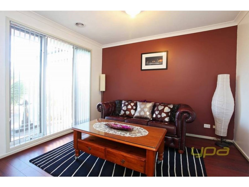 3 Binalong Court, Burnside VIC 3023