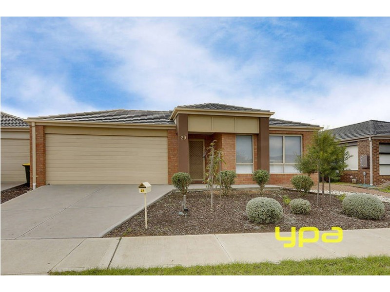 29 Clairview Road, Deer Park VIC 3023