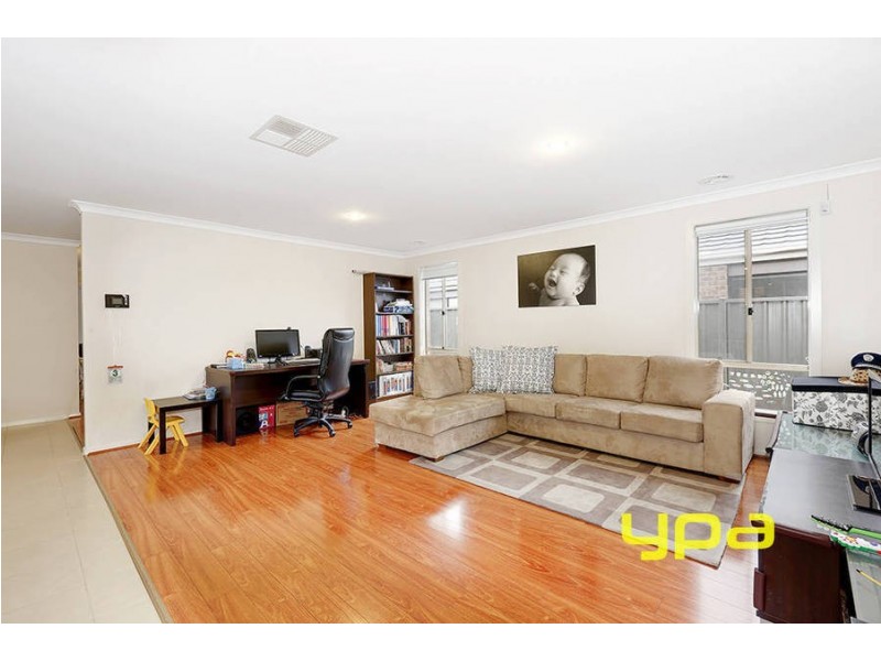 29 Clairview Road, Deer Park VIC 3023