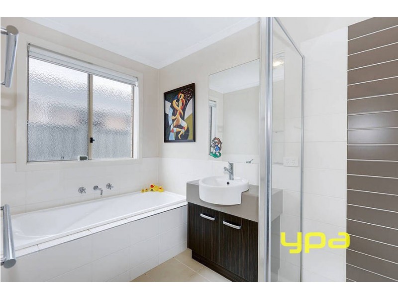 29 Clairview Road, Deer Park VIC 3023
