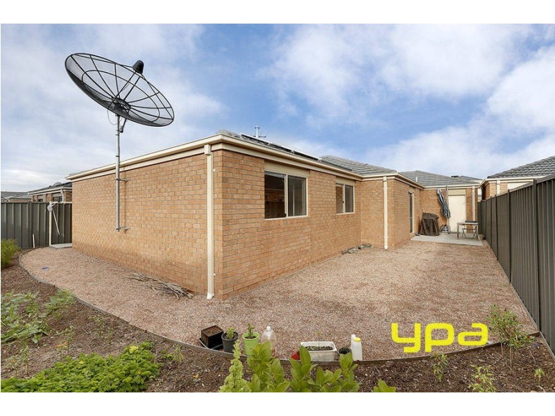 29 Clairview Road, Deer Park VIC 3023