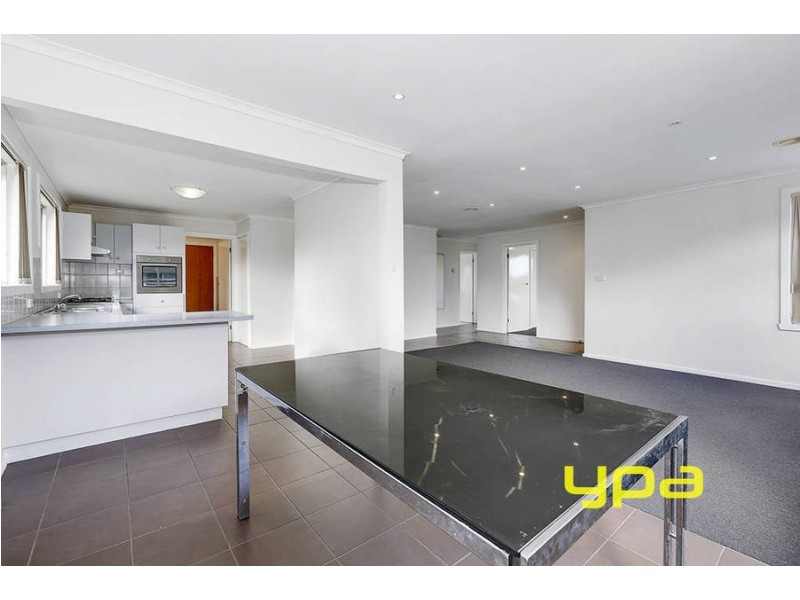 12 Tanglewood Street, Kings Park VIC 3021