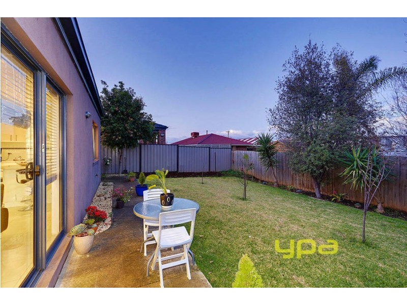 5 Waterside Drive, Burnside Heights VIC 3023